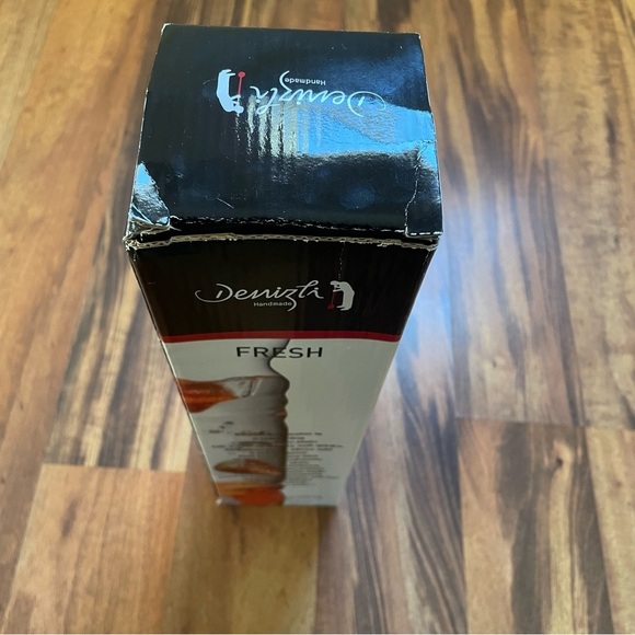 Denizli Glass Handmade Lead Free Crystal Water Bottle Decanter 41 3/4 Oz NIB - Picture 4 of 5